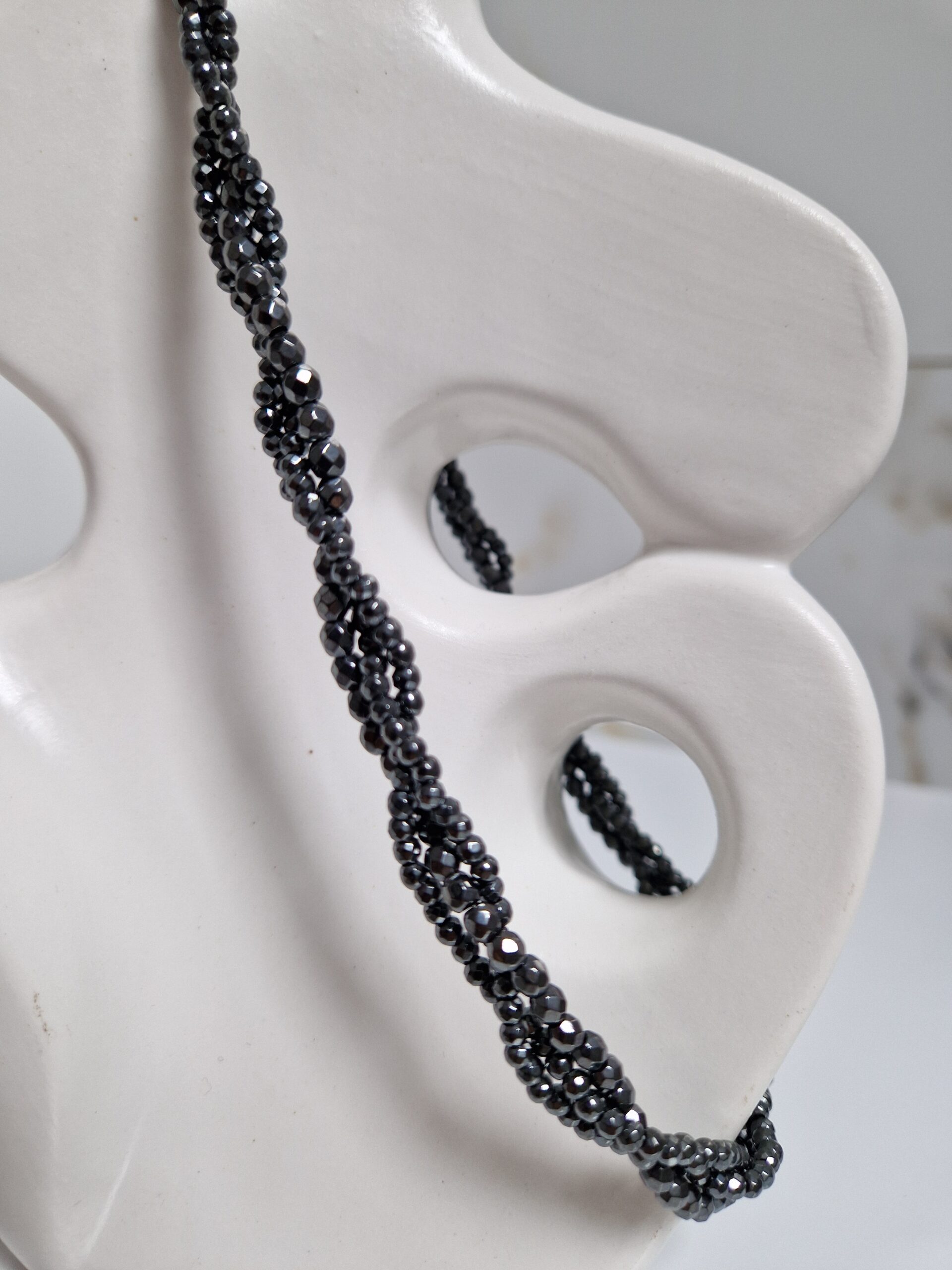 Naszyjnik z Hematytów pleciony - obrazek 2