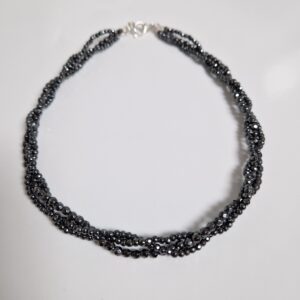 Naszyjnik z Hematytów pleciony