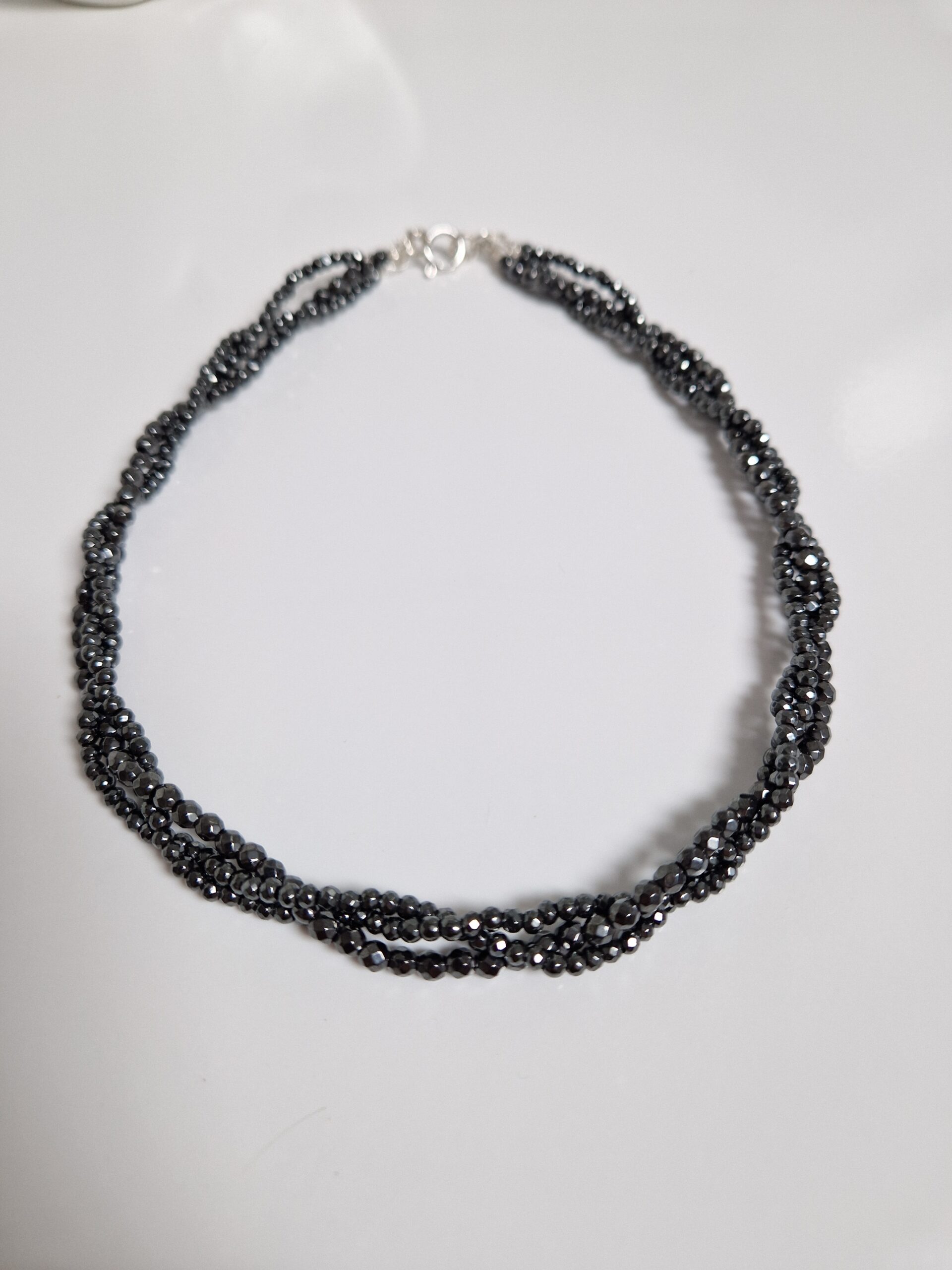 Naszyjnik z Hematytów pleciony