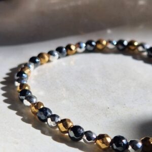 Stylowa bransoletka z naturalnego hematytu