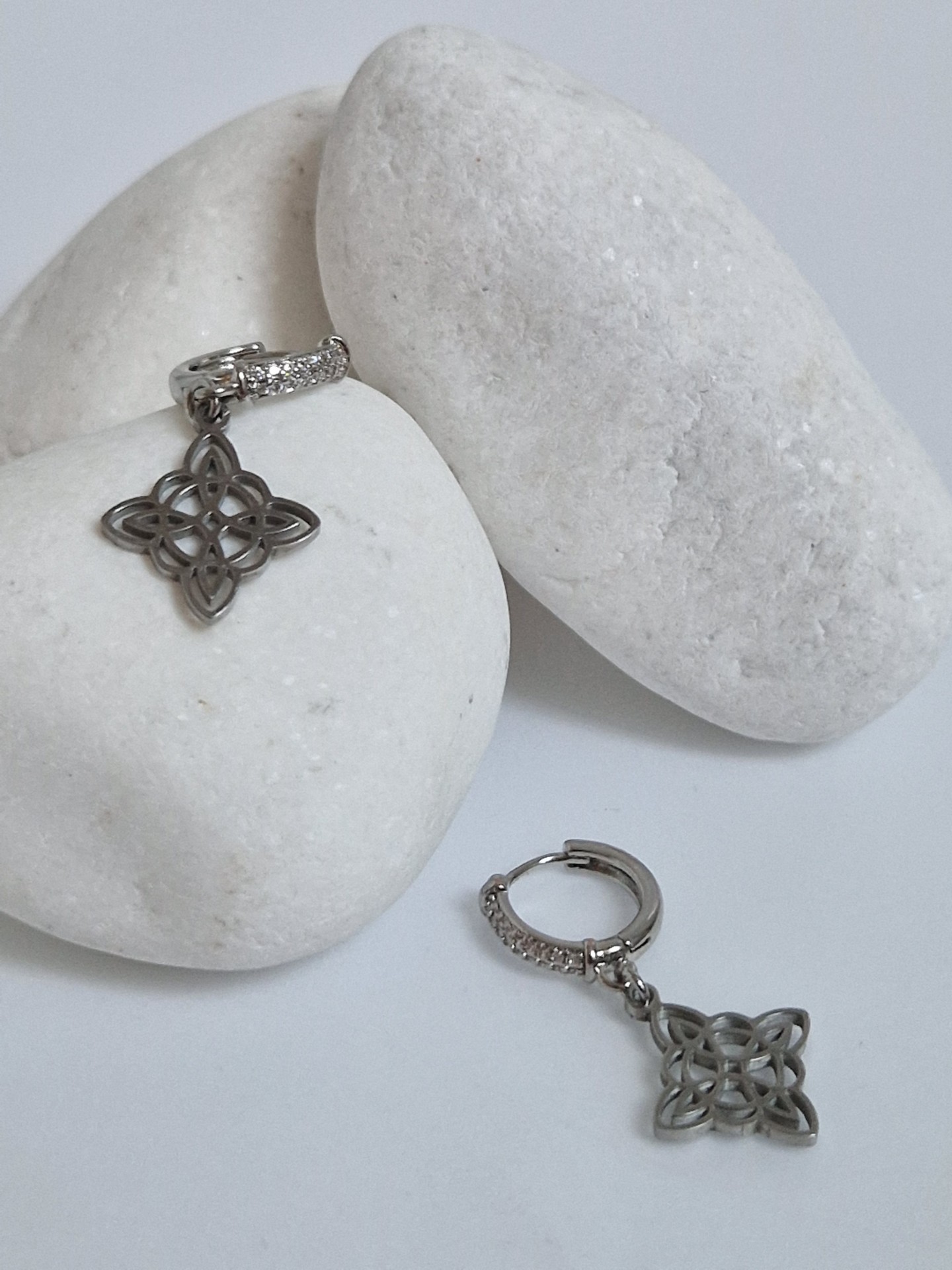 Celtyckie kolczyki ze stali