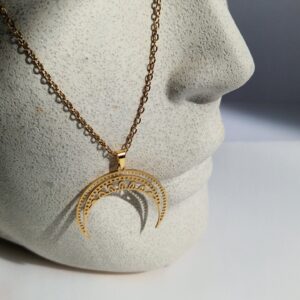 Naszyjnik z lunulą