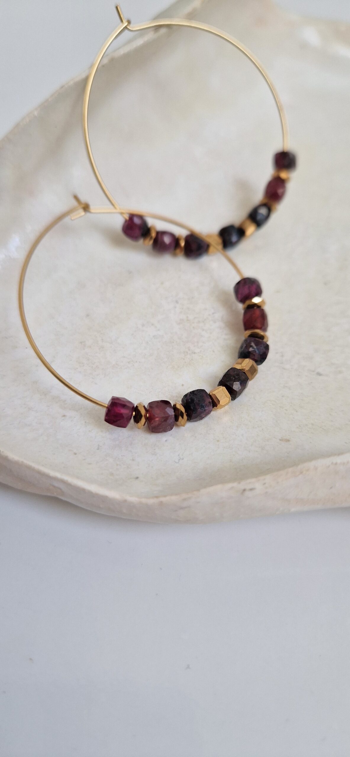 Kolczyki koła z granatem - obrazek 3