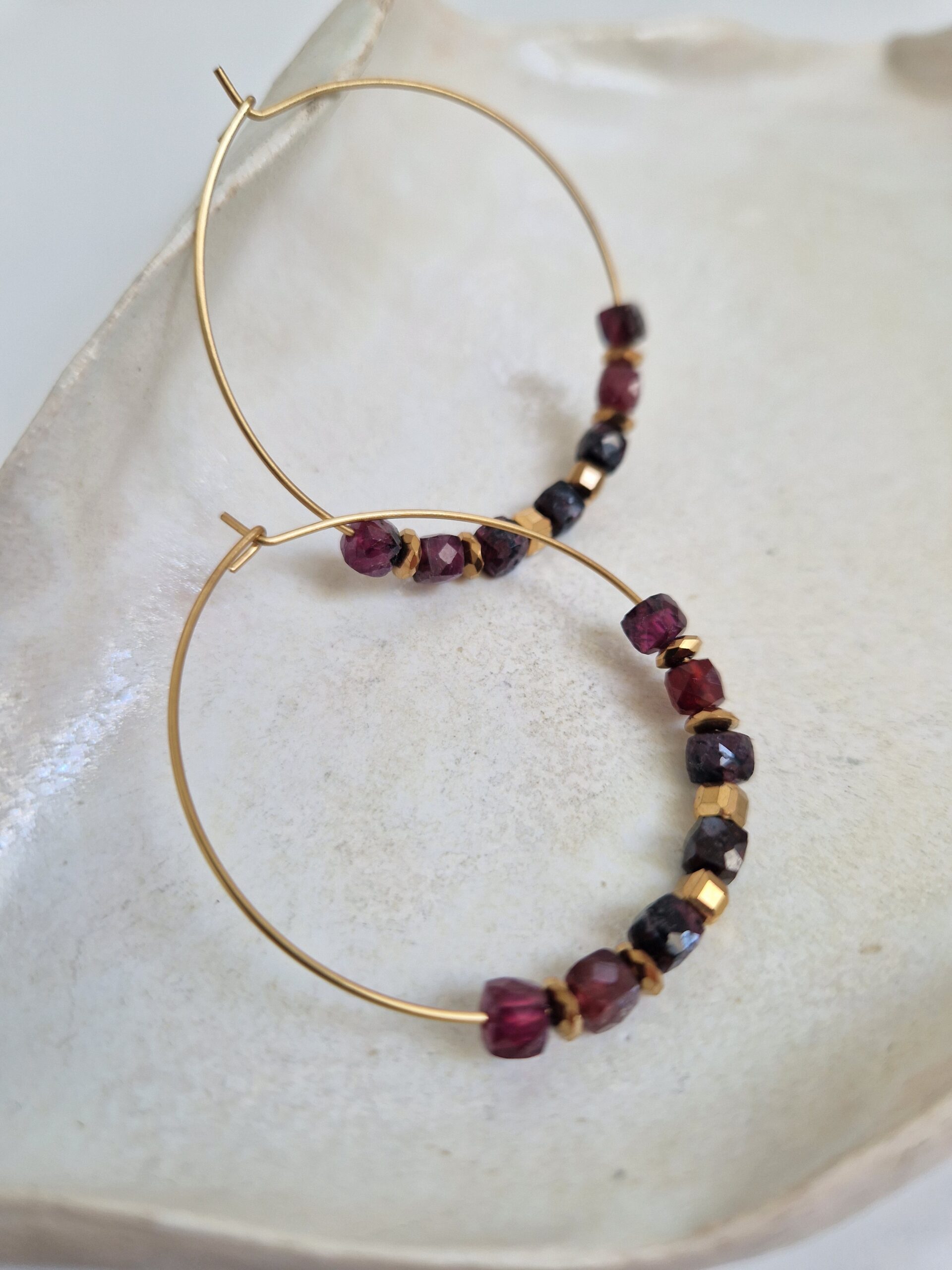 Kolczyki koła z granatem - obrazek 2