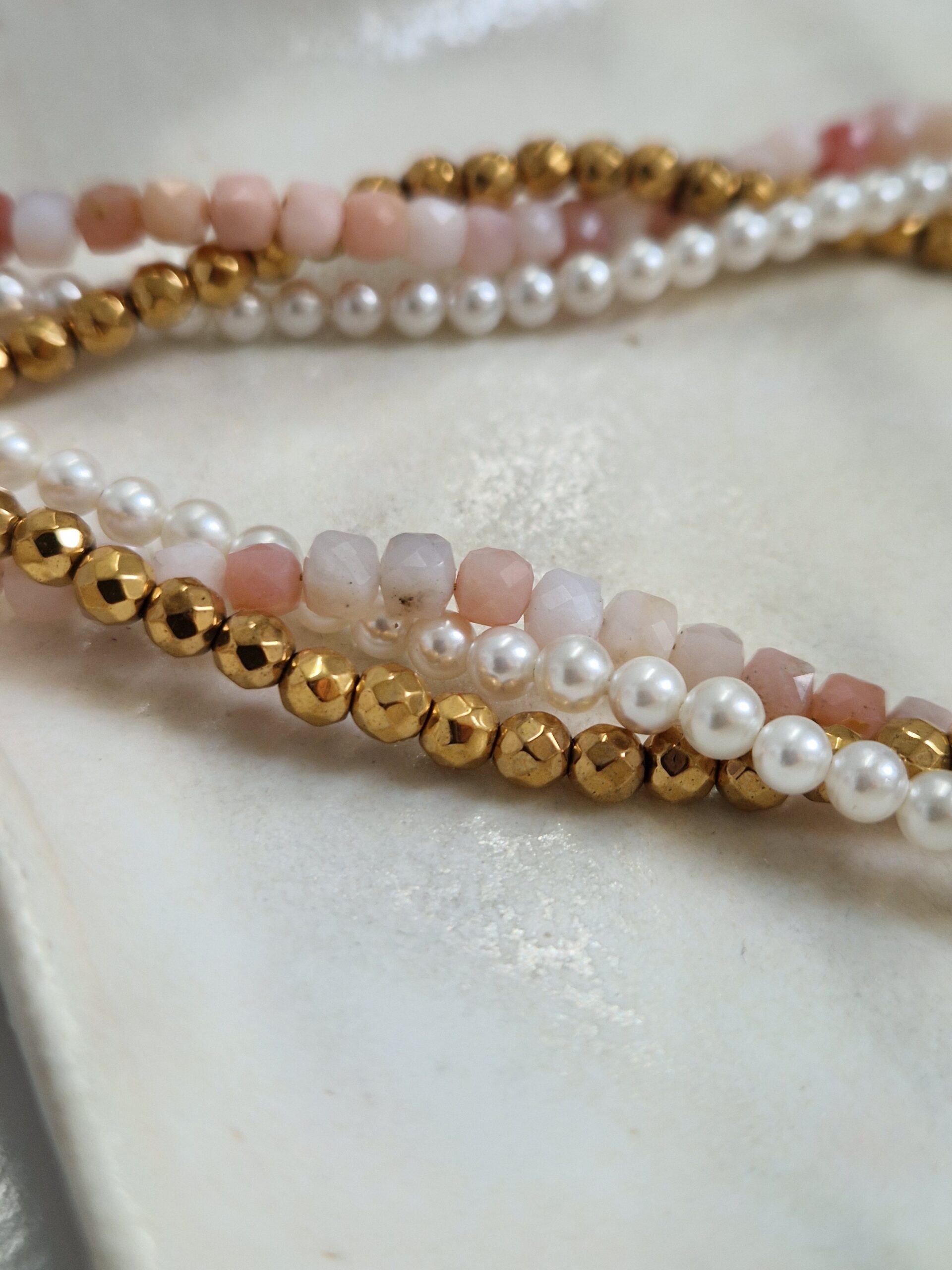 Naszyjnik pleciony z różowym opalem - obrazek 4