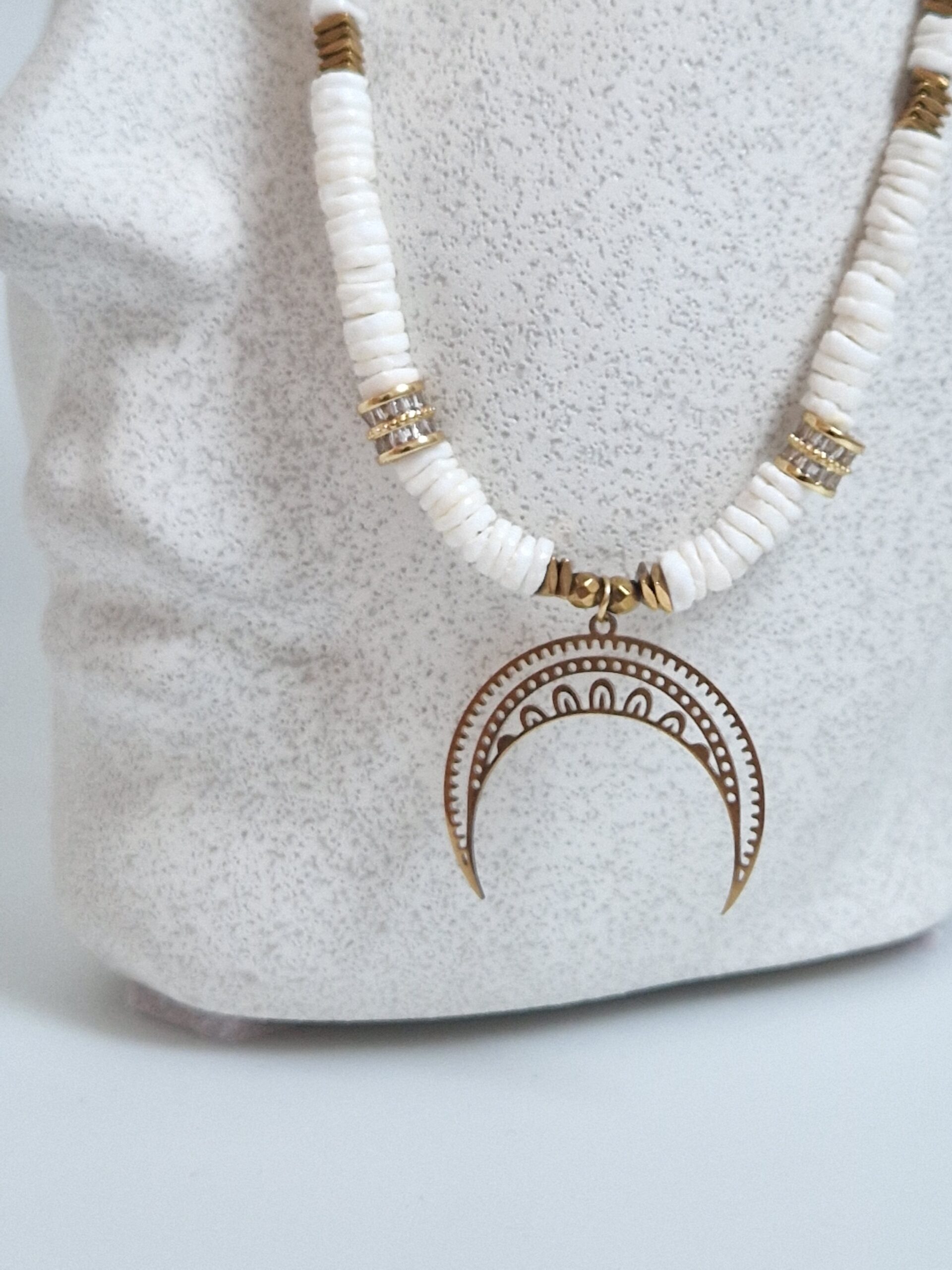Naszyjnik z Lunula z masy perłowej - obrazek 3