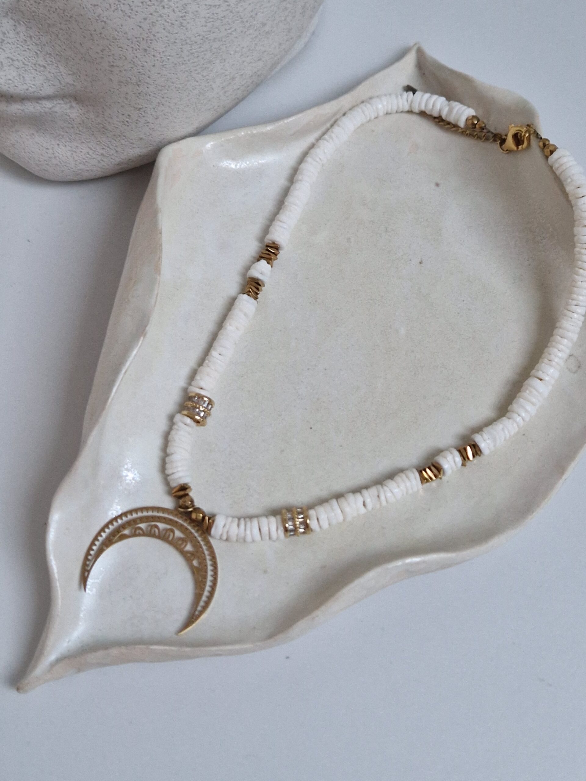 Naszyjnik z Lunula z masy perłowej - obrazek 2