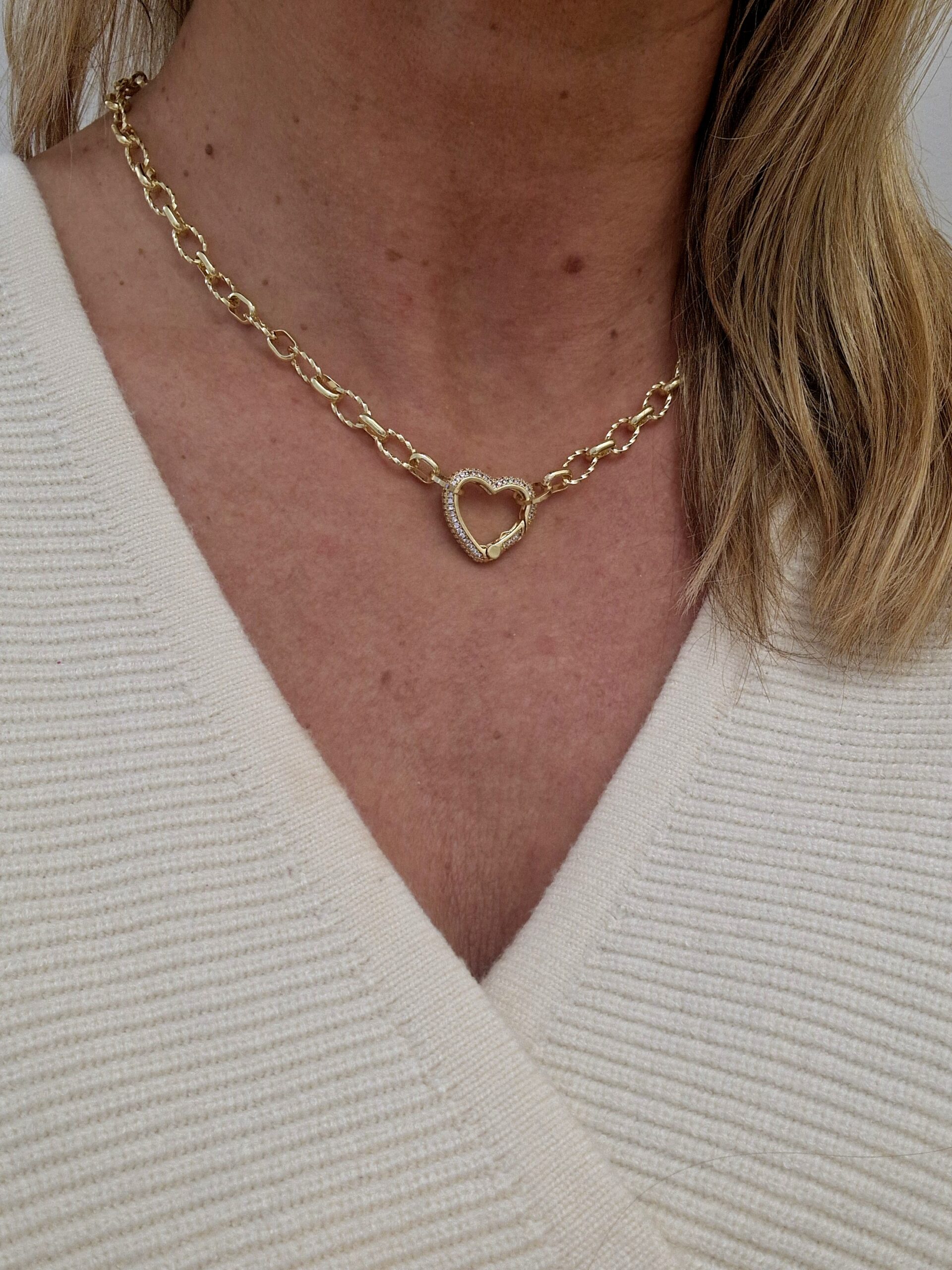 Naszyjnik łańcuch z sercem - obrazek 3