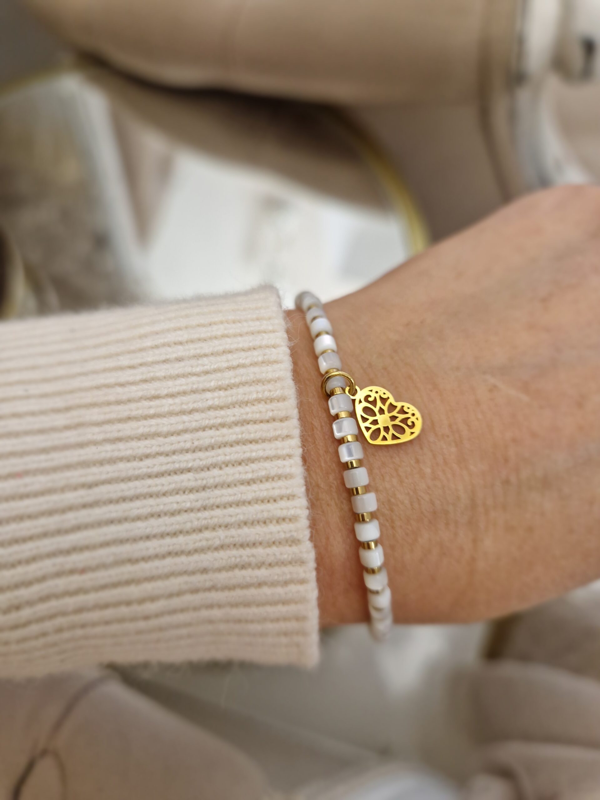 Delikatna bransoletka z masy perłowej 💛 - obrazek 3