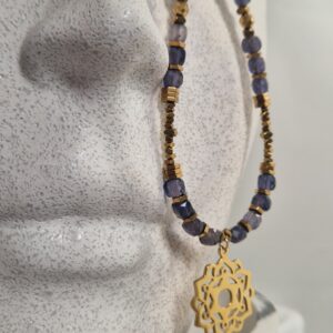 Naszyjnik Mandala z iolitem